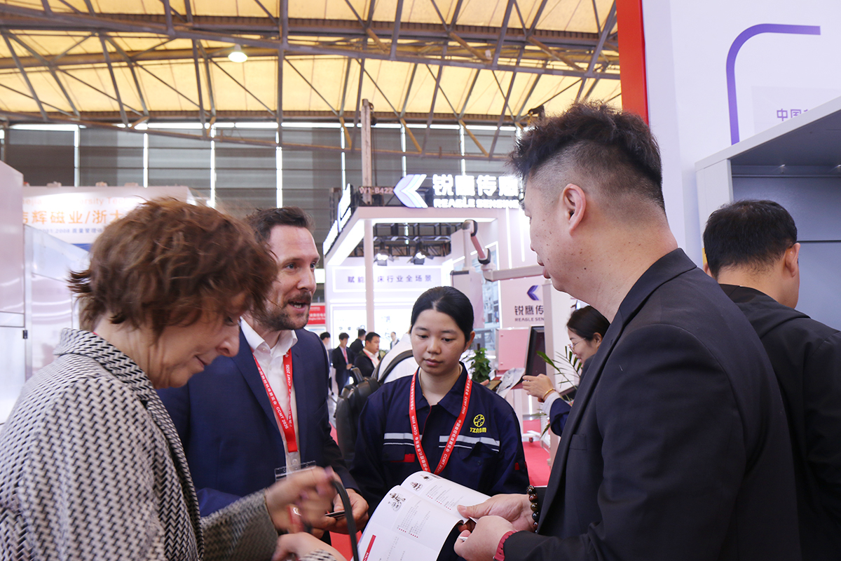 集智股份参加第14届中国数控机床展